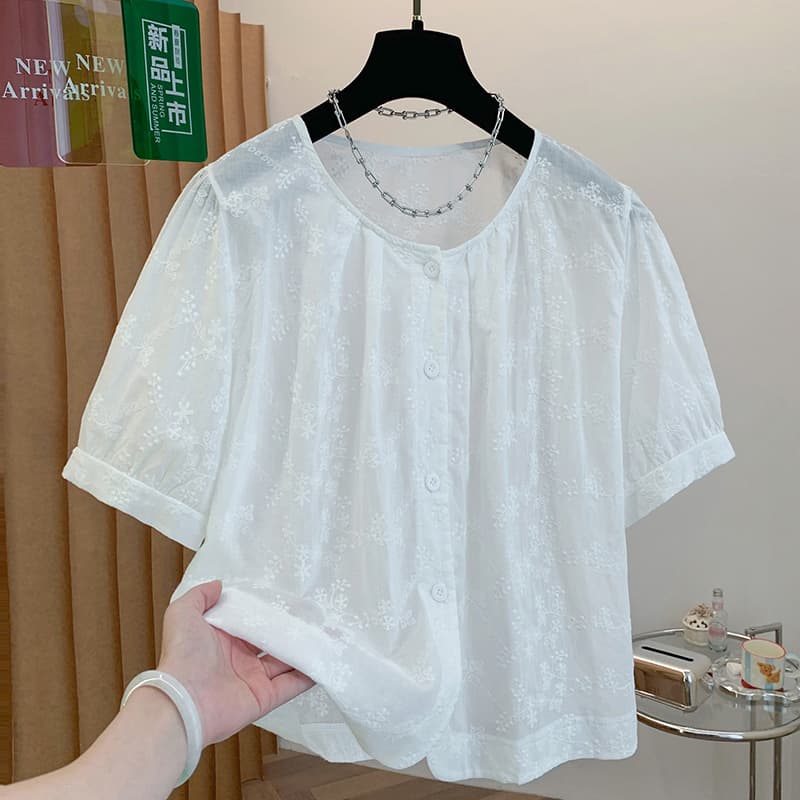 프랑스식 디자인 센스 자수 꽃 라운드 넥 반팔 여성 셔츠 봄 2026 작은 대중 루즈핏 연령 감소 쇼트 스타일 맨위 상세 이미지 4