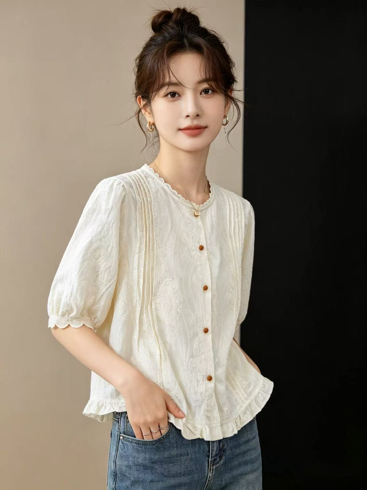 반팔 여성 셔츠 여름 2026 새로운 고급 센스 빛 럭셔리 연령 감소 외국 가스 작은 셔츠 자이언트 잘 생긴 슬림해 보이는 맨위 이미지 2