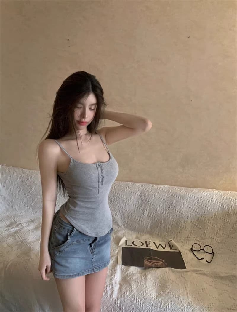 폭발 캐미솔 순면 2026 여름 한국 스타일 새로운 반 개방 칼라 단추 몸매 가꾸기 순수한 욕망 핫걸 맨위 상세 이미지 4