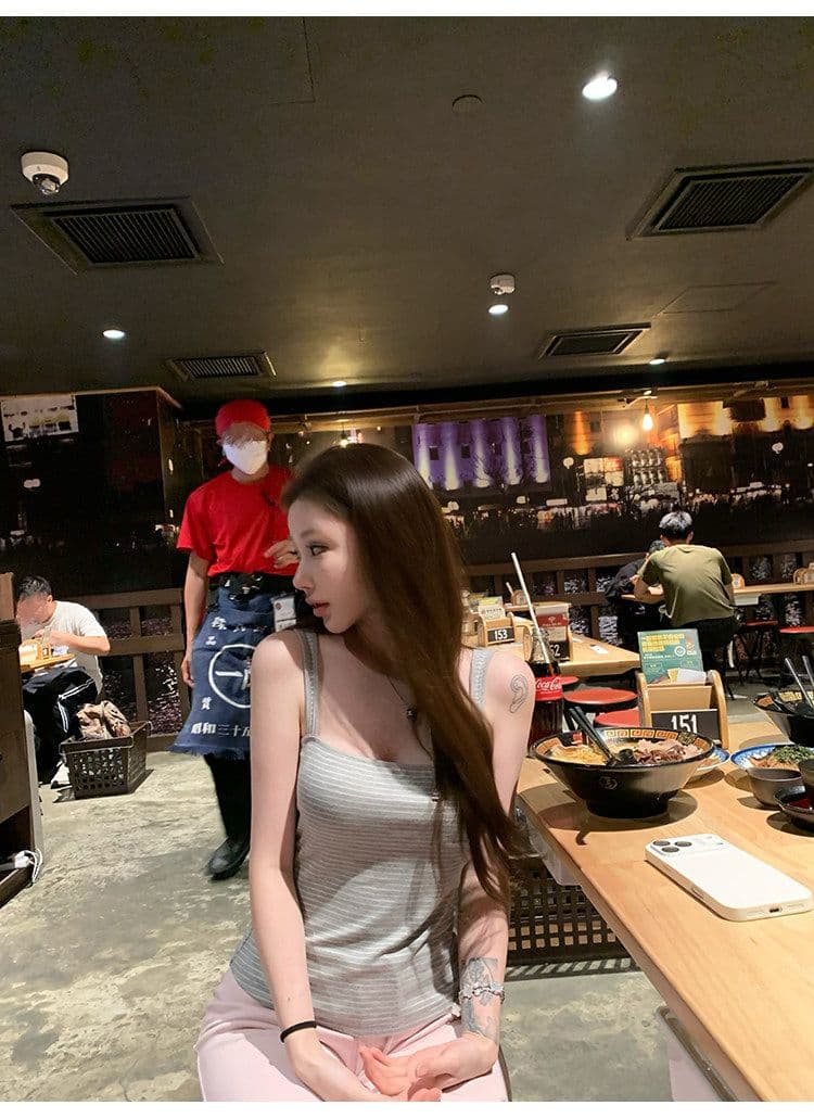 suuuicee 화 초점 높음 비전 수준 스트라이프 몸매 가꾸기 와이드 어깨끈 캐미솔 핫걸 맨위 상세 이미지 31