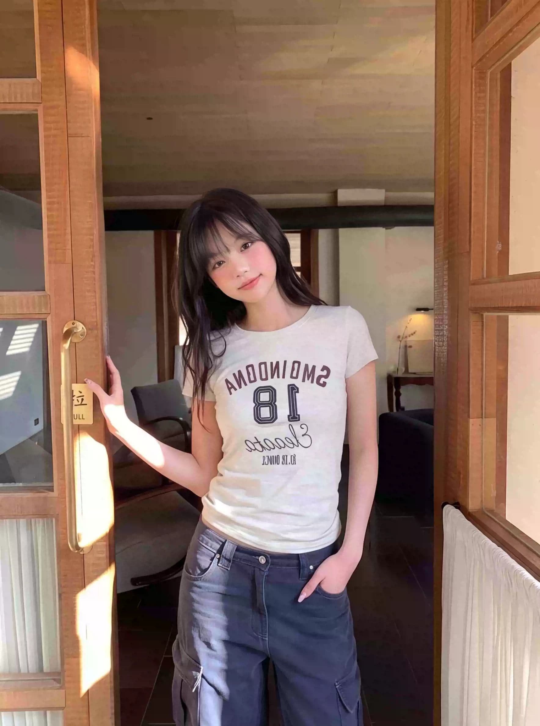 순면 40 220 그램 92 면 8 암모니아 Lun 한국 스타일 새로운 긍정적 인 어깨 반팔 티셔츠 여성 프린트 핫걸 맨위 상세 이미지 3