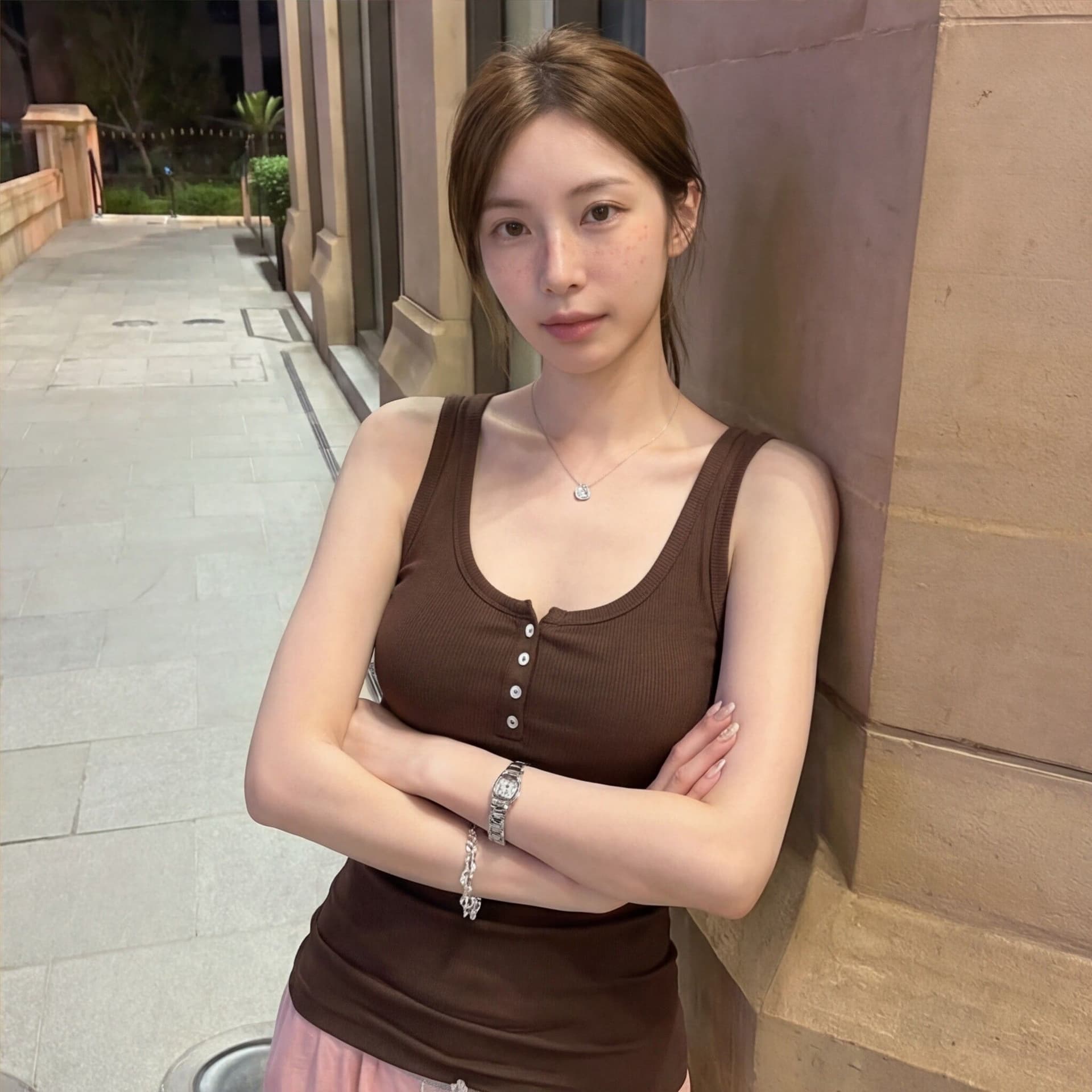 슈퍼 화재 ins 바람 디자인 센스 작은 대중 단추 하프 열기 조끼 여성 초여름 몸매 가꾸기 슬림해 보이는 아름다운 인사이드 잡아라. 의류 상세 이미지 7