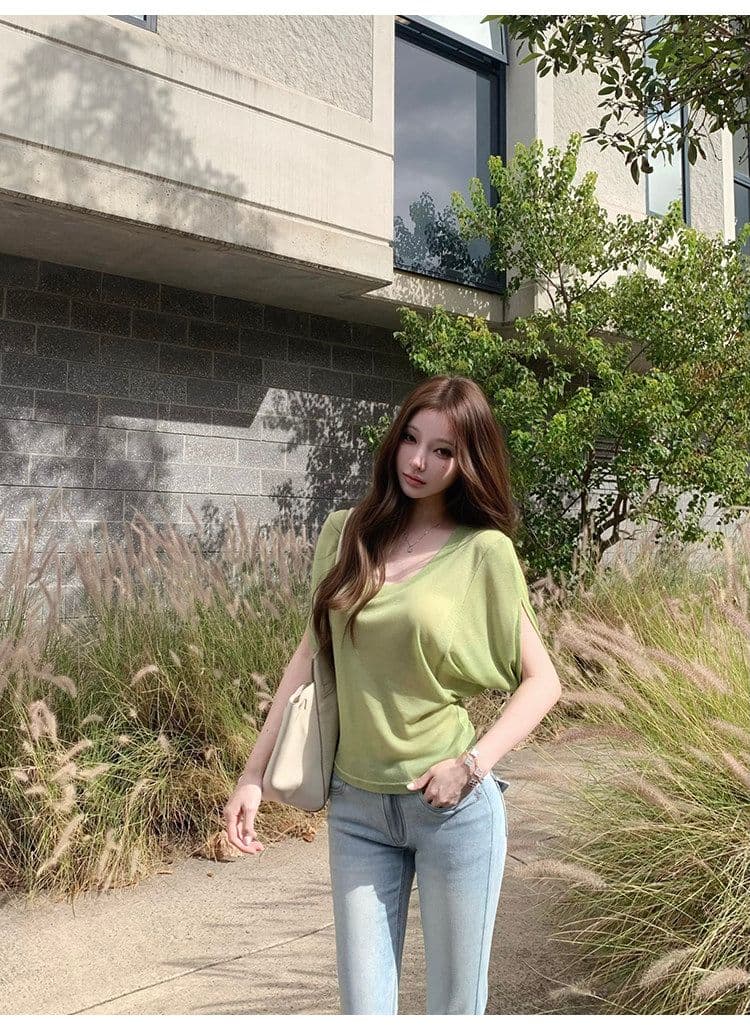 라이 경기 서울 작은 대중 순수한 욕망 분위기 센스 배트윙 소매 티셔츠 여름 새로운 녹색 루즈핏 슬림해 보이는 V넥 핫걸 맨위 상세 이미지 3