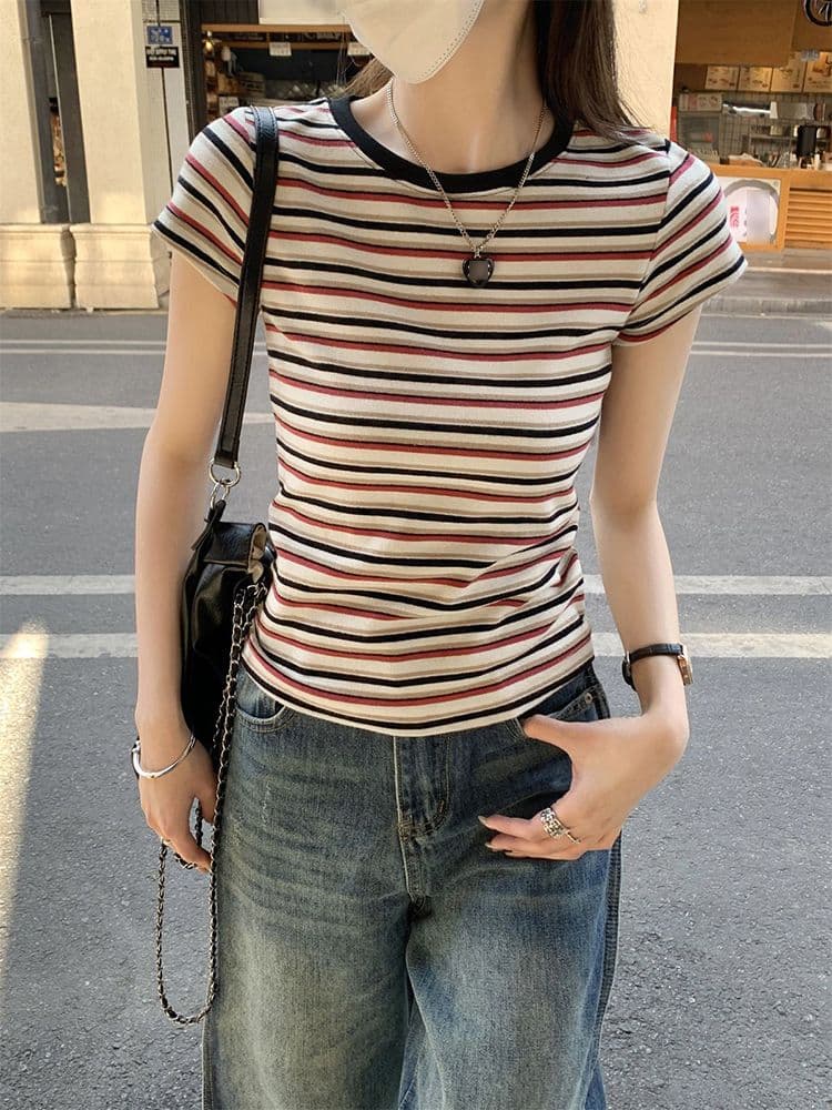 폭발 한국 스타일 컬러 짜임 스트라이프 긍정적 인 어깨 아메리칸 레트로 반팔 티셔츠 여성 여름 순수한 욕망 핫걸 몸매 가꾸기 쇼트 스타일 맨위 상세 이미지 15