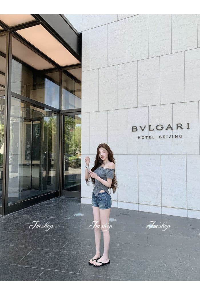 한 부서 핫걸 비스듬한 어깨 반팔 맨위 여성 여름 새로운 주름 허리 수축 몸매 가꾸기 슬림해 보이는 불규칙 티셔츠 작은 셔츠 상세 이미지 19