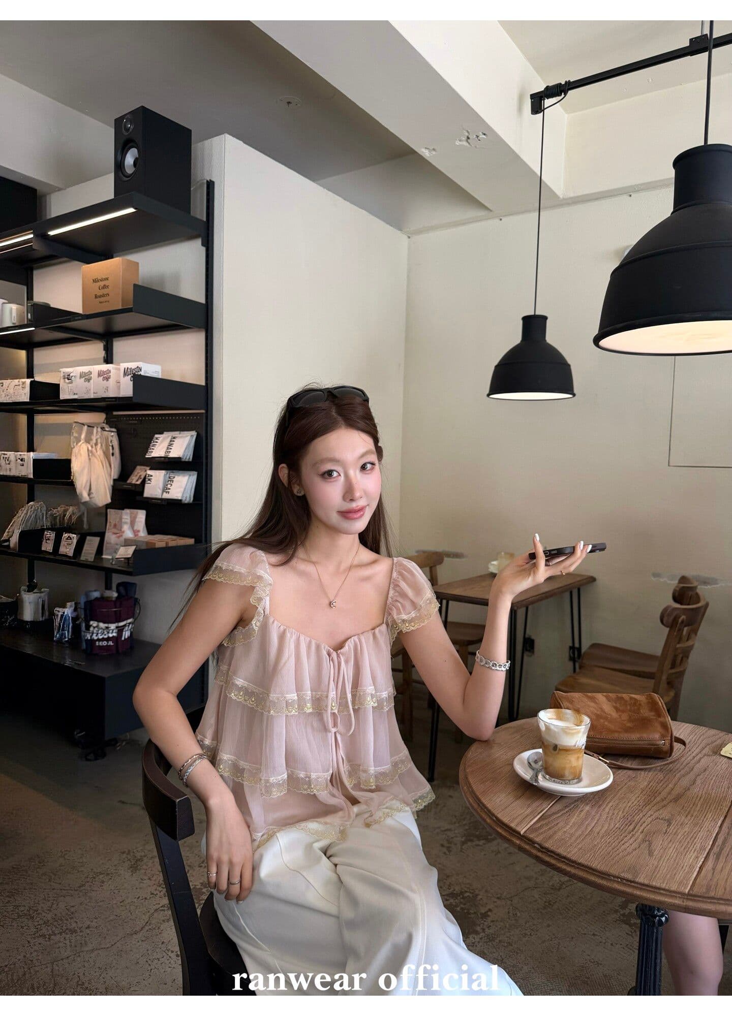 작은 대중 디자인 센스 빛 럭셔리 철자 레이스 패치워크 레이스 광장 칼라 요정 가스 작은 날다 소매 반팔 맨위 여성 여름 티셔츠 상세 이미지 12