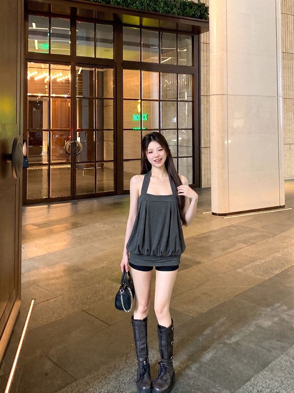 순수한 욕망 바람 어두운 회색 행침 목 튜브탑 캐미솔 여름 외출용 루즈핏 슬림해 보이는 민소매 꽃밭 짧은 맨위 상세 이미지 5