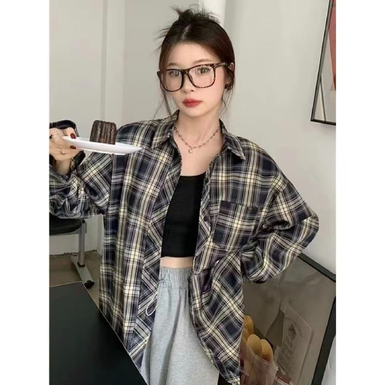 아메리칸 다용도 홍콩 느낌 루즈핏 긴팔 셔츠 재킷 체크무늬 여성 셔츠 봄 레트로 얇은 스타일 태양 보호 셔츠 맨위 상세 이미지 5
