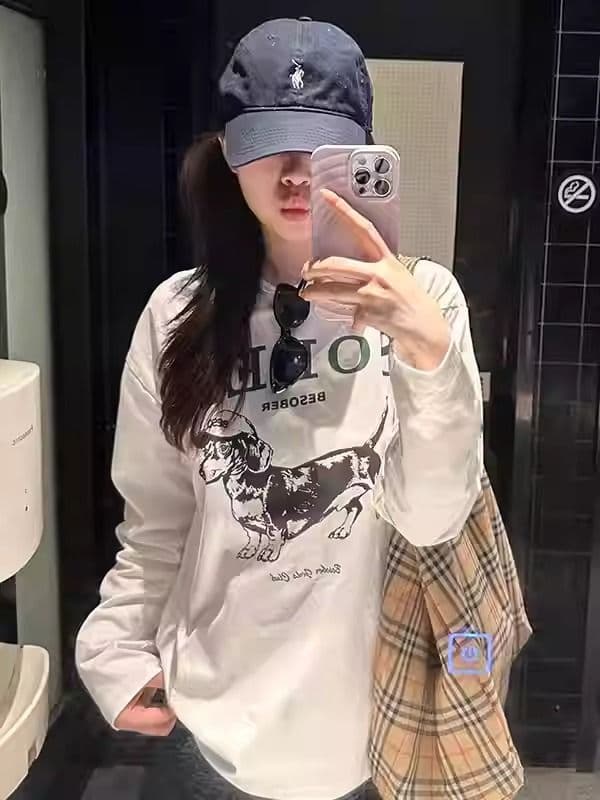 가을 순면 긴팔 티셔츠 여성 2026 한국 스타일 새로운 디자인 센스 프린트 다용도 기본 셔츠 맨위 상세 이미지 2