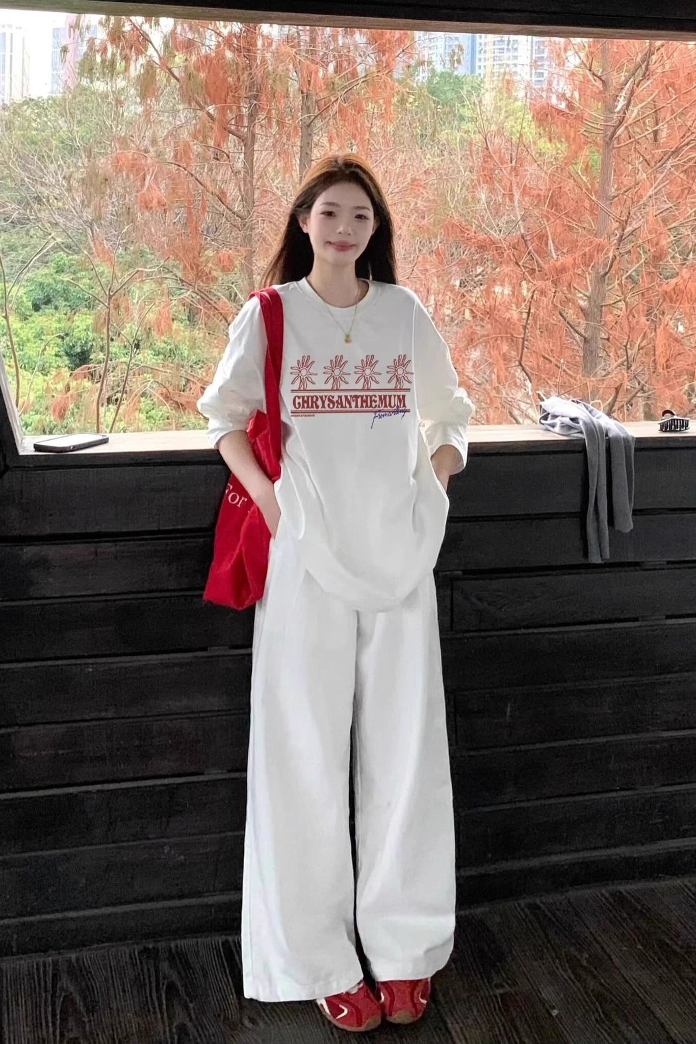 가을 순면 긴팔 티셔츠 여성 2026 한국 스타일 새로운 디자인 센스 프린트 다용도 기본 셔츠 맨위 이미지 5