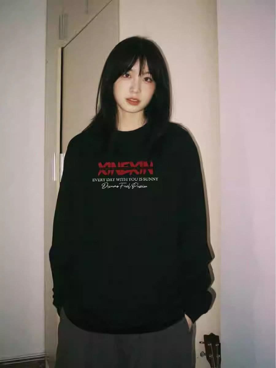 가을 순면 긴팔 티셔츠 여성 2026 한국 스타일 새로운 디자인 센스 프린트 다용도 기본 셔츠 맨위
