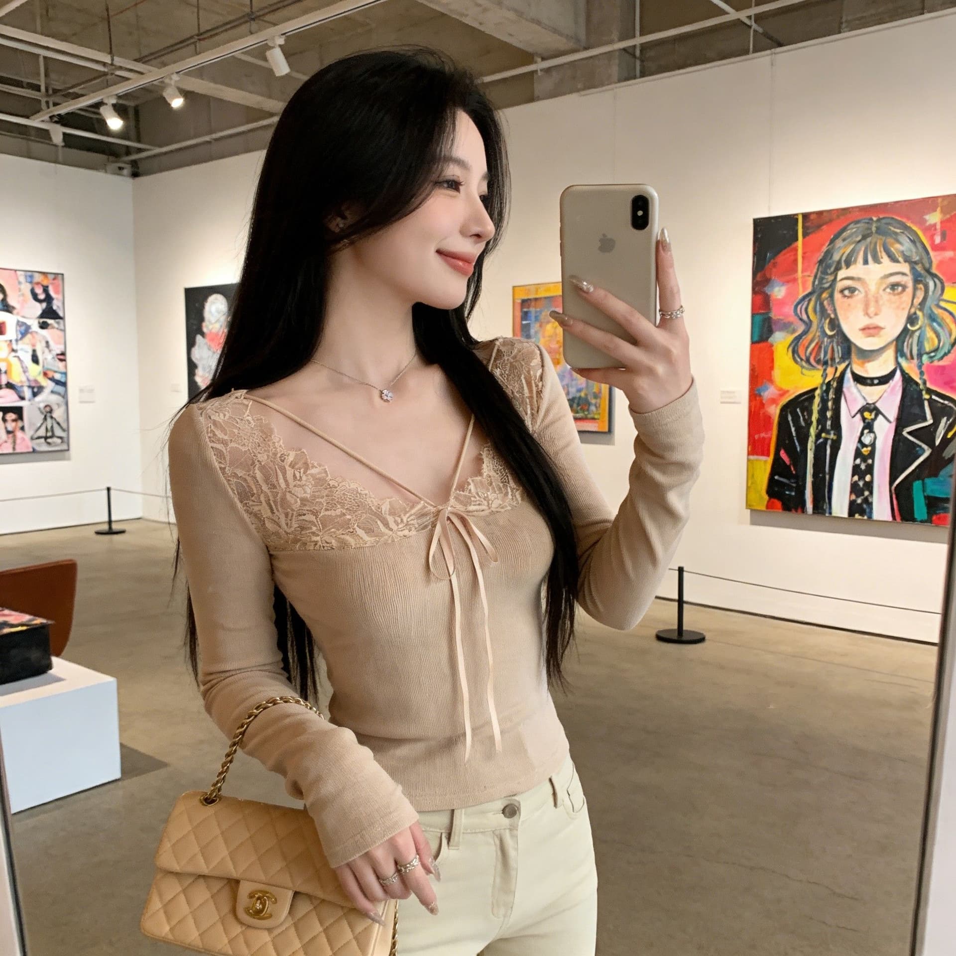 kumikumi 순수한 욕망 바람 레이스 조각 섹시함 살구 색상 긴팔 티셔츠 여성 겨울 몸매 가꾸기 슬림해 보이는 다용도 맨위 이미지 2