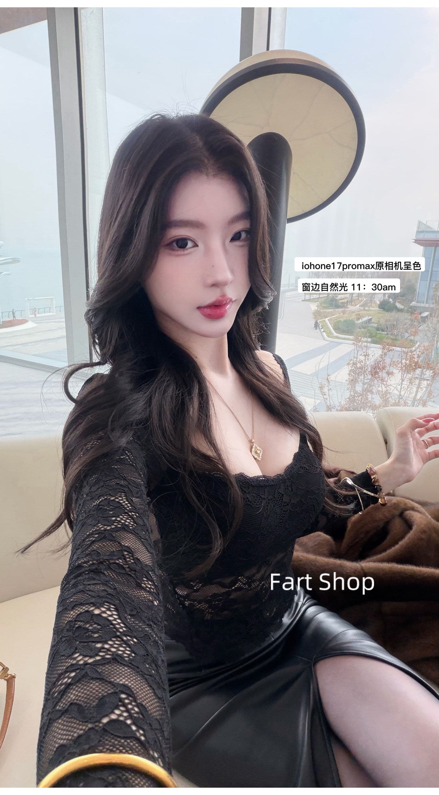 벨트 가슴 패드 다크 낭만주의 깊은 v 오프숄더 검정색 레이스 티셔츠 여성 허리 수축 홀로우 아웃 벨트 가슴 패드 인사이드 가져 가라. 상세 이미지 3