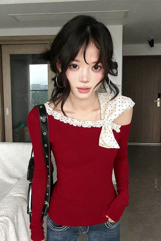 사람들 면 270 그램 빨간색 도트 무늬 나비 매듭 비스듬한 어깨 긴팔 티셔츠 여성 가을 오프숄더 기본 셔츠 핫걸 맨위 이미지 6
