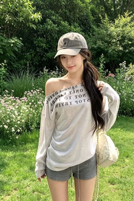라이 경기 서울 눈꽃 면 알파벳 프린트 비스듬한 어깨 얇은 스타일 긴팔 티셔츠 여성 가을 루즈핏 허리 수축 자외선 차단 맨위 이미지 7