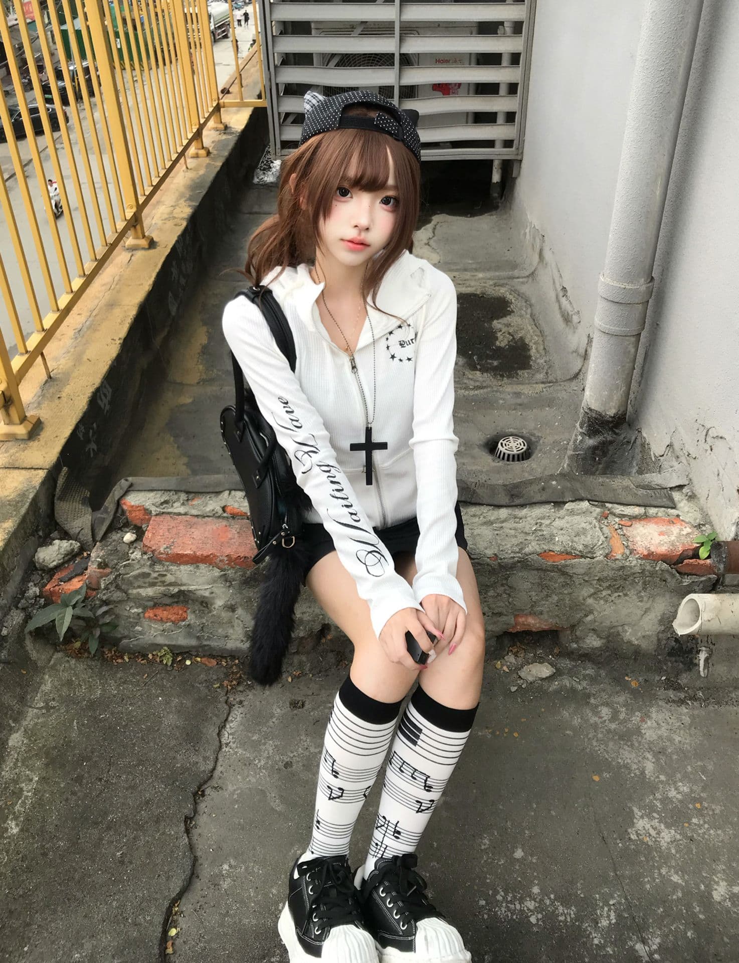 2026 아메리칸 레트로 프린트 후드 티 스웨터 여성 이른 가을 폭발 몸매 가꾸기 달콤한 핫걸 오픈 가디건 쇼트 스타일 조수 브랜드 맨위 상세 이미지 5