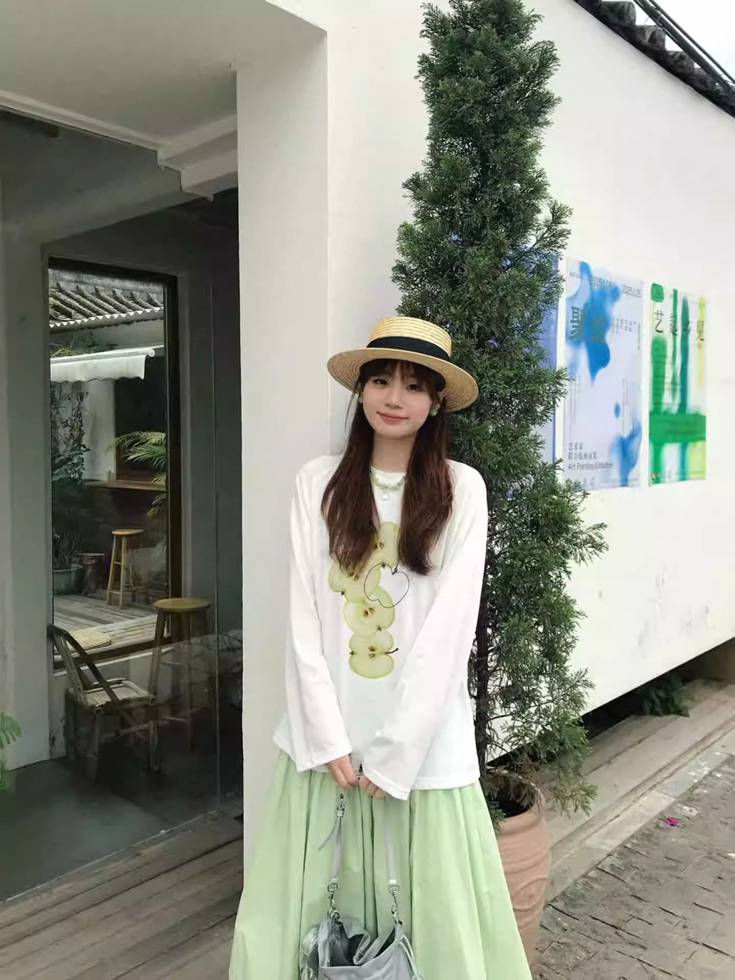 경관 그림 21 순면 210 그램 면 2026 한국 스타일 가을 의상 긴팔 티셔츠 여성 루즈핏 맨위 프린트 상세 이미지 4