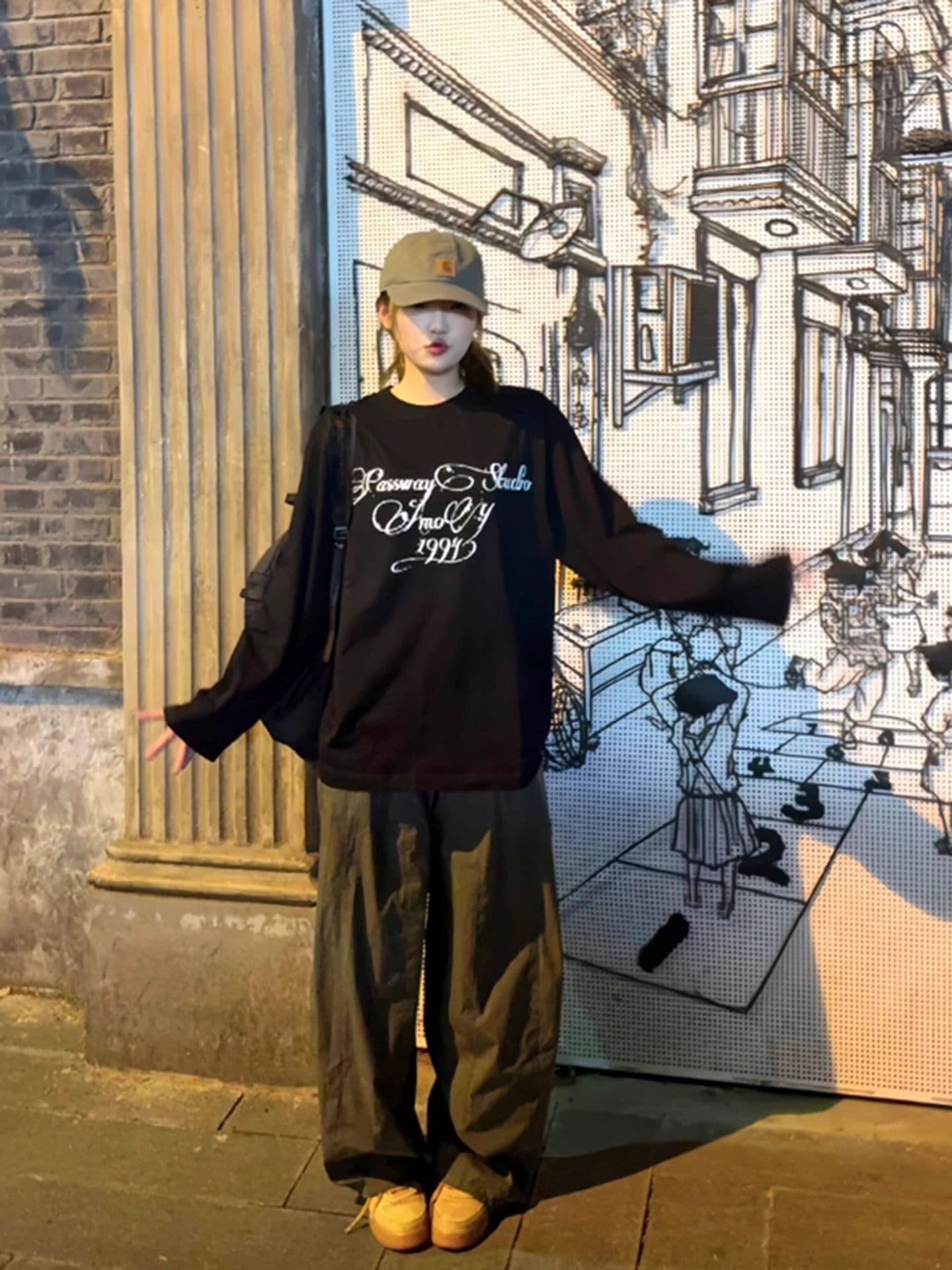 경관 그림 21 순면 210 그램 면 2026 한국 스타일 가을 의상 긴팔 티셔츠 여성 루즈핏 맨위 프린트 이미지 3