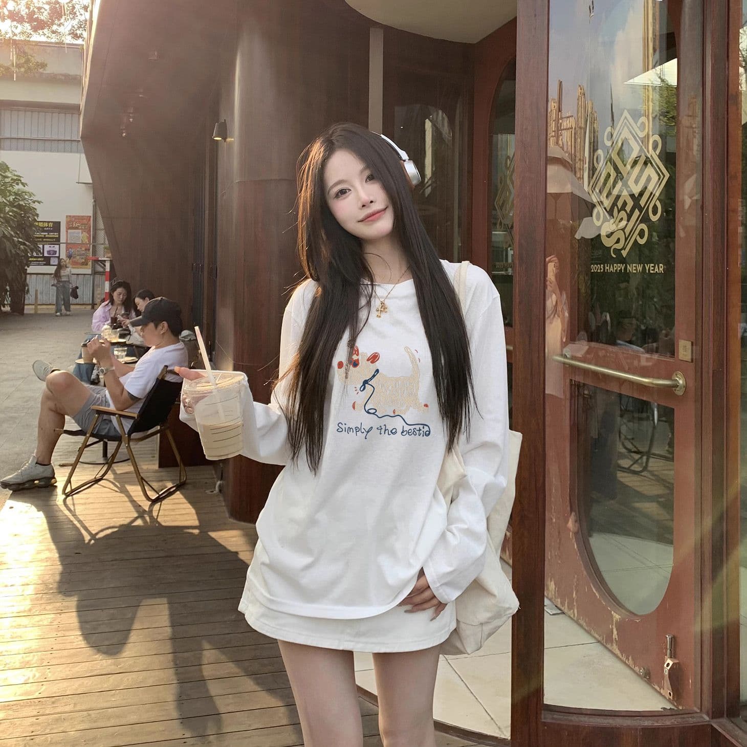 경관 그림 21 순면 210 그램 면 2026 한국 스타일 가을 의상 긴팔 티셔츠 여성 루즈핏 맨위 프린트