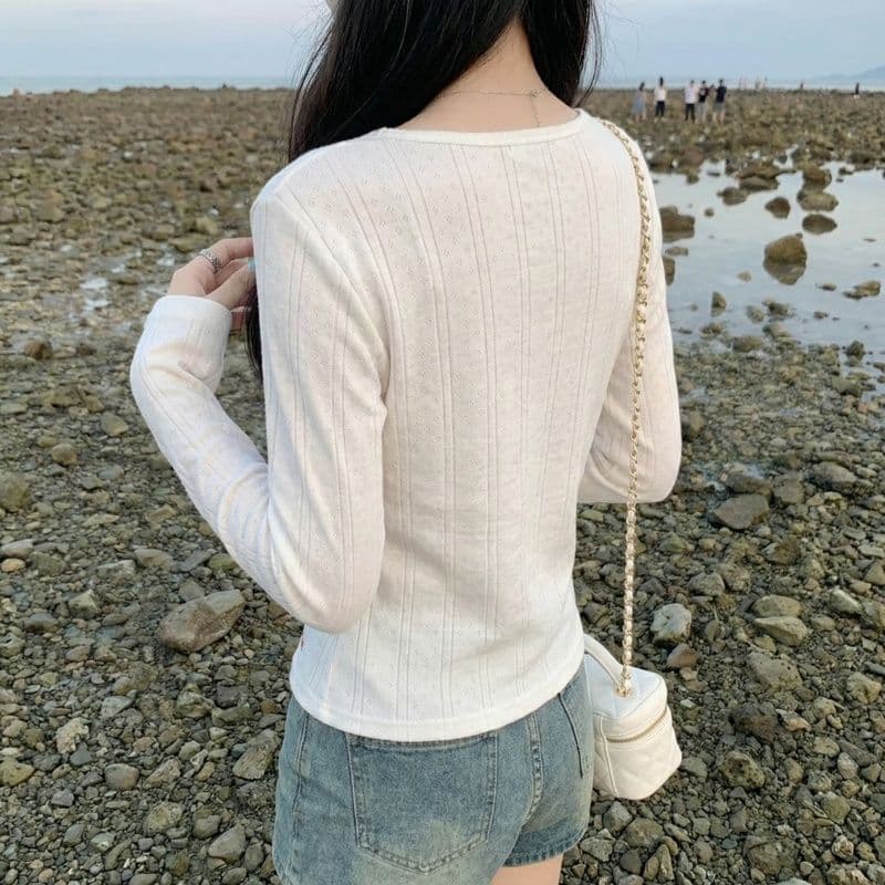 실사 원본 자카드 질감 센스 긍정적 인 어깨 긴팔 티셔츠 맨위 여성 의류 자수 기본 셔츠 봄 가을 겨울 상세 이미지 6