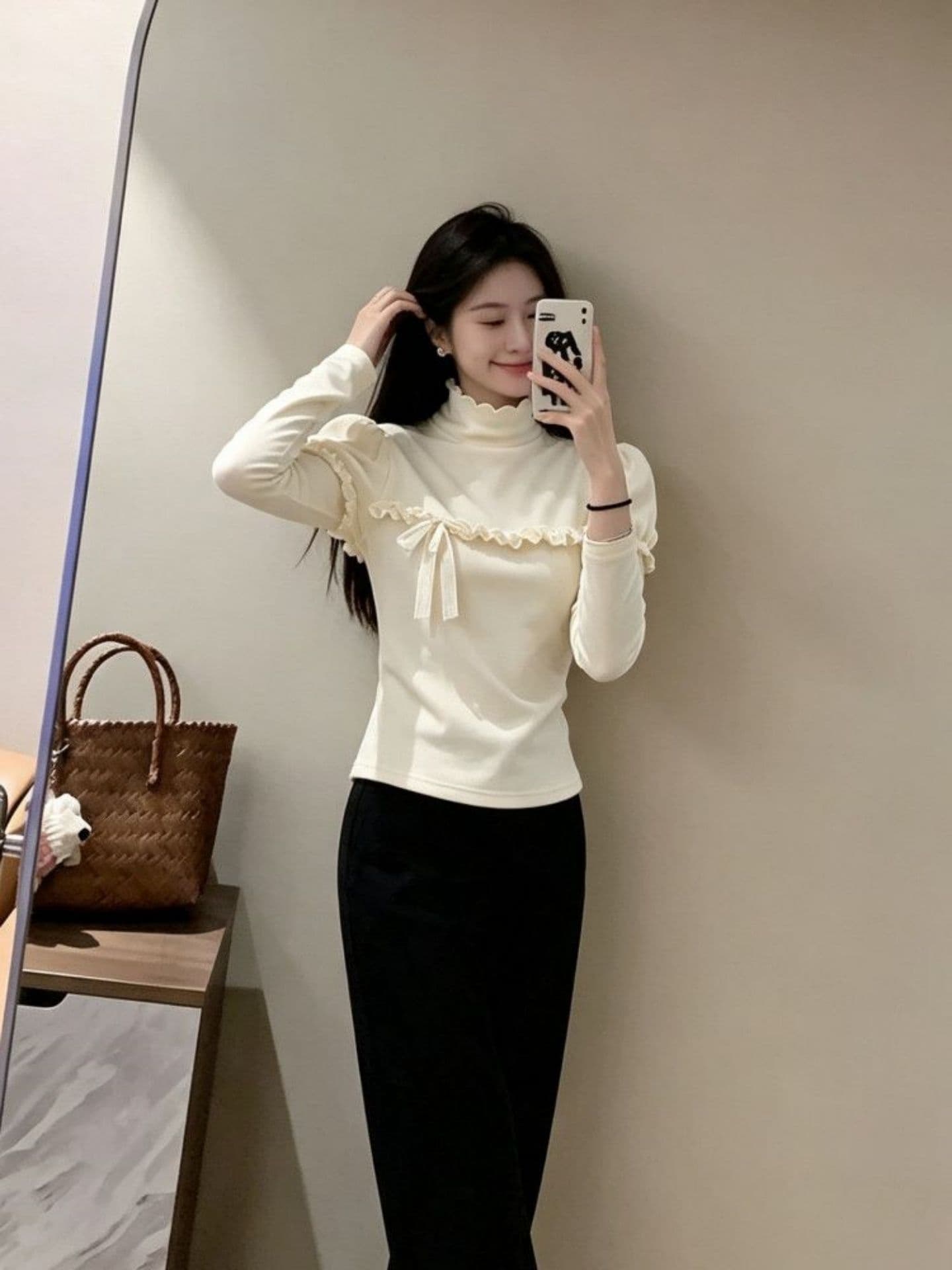 리브 De 플러시 270 그램 2026 가을 한국 스타일 핫걸 레트로 반하이넥 프릴 나비 매듭 긴팔 티셔츠 여성 상세 이미지 2