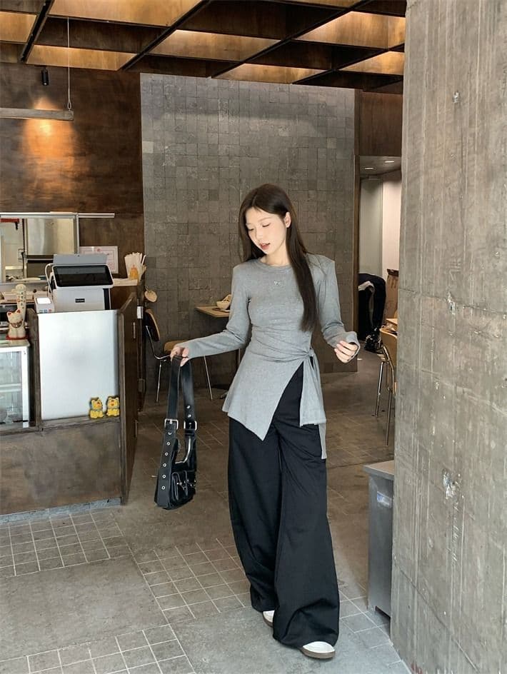 사람들 면 한국 스타일 불규칙 스트랩 허리 수축 트임 회색 긴팔 티셔츠 여성 이른 가을 중간 길이 기본 셔츠 맨위 상세 이미지 27