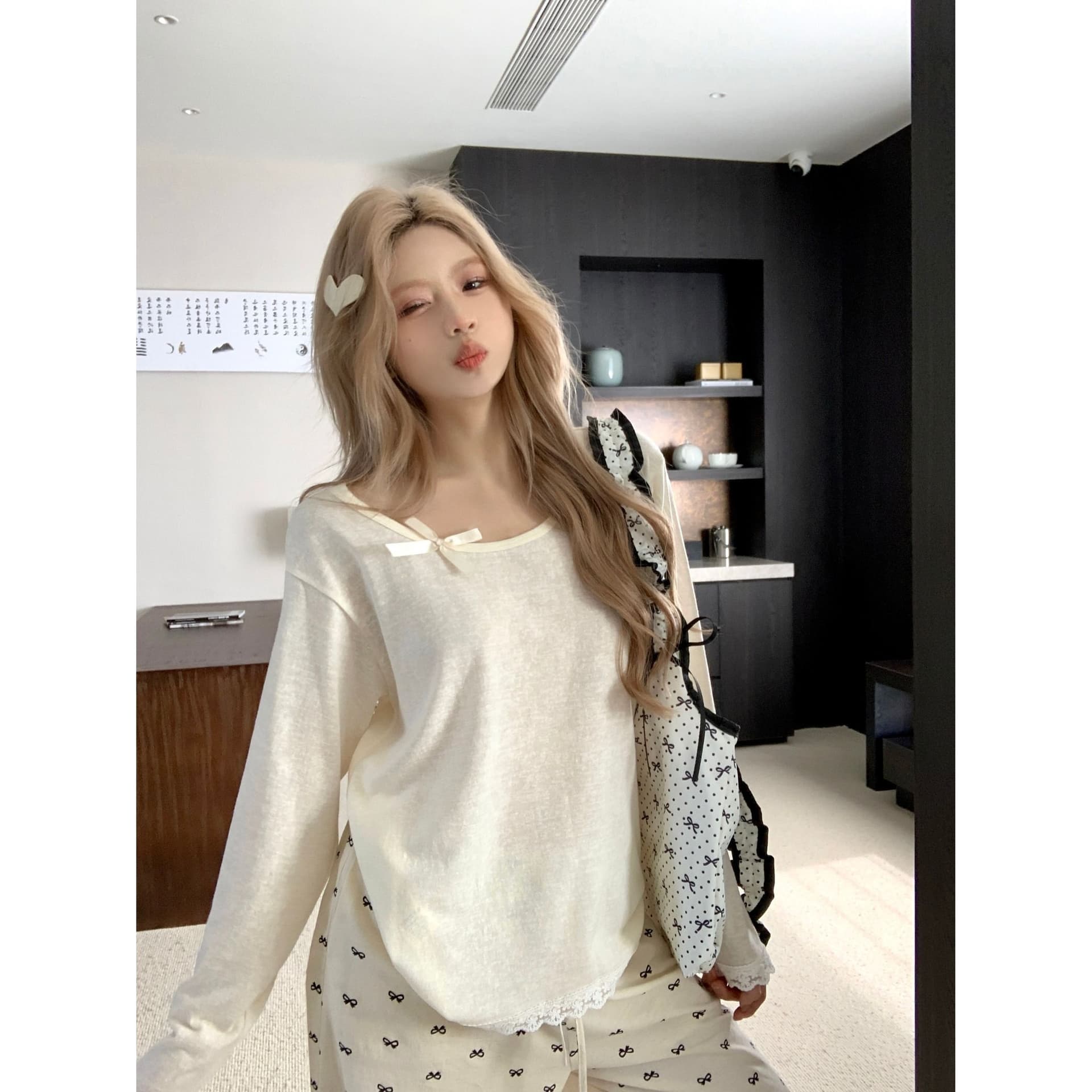 리넨 면화 원본 원단 한국 스타일 핫걸 나비 매듭 레이스 조각 화이트 티셔츠 여성 가을 달콤함 블라우스 여성
