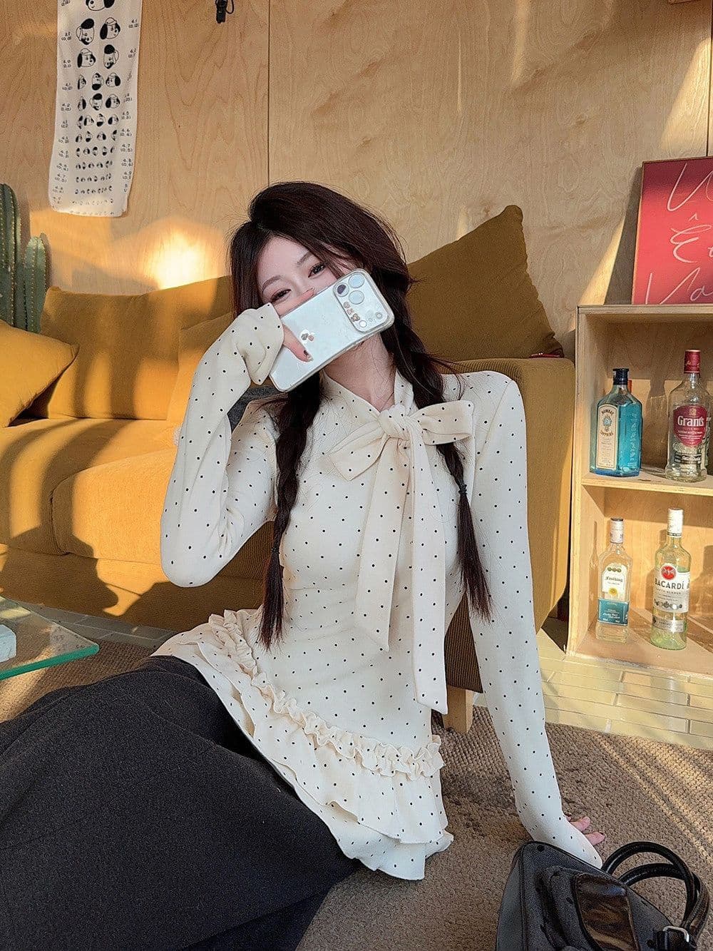 한 부서 핫걸 화이트 도트 무늬 스트랩 긴팔 티셔츠 여성 가을 레이스 치마 스택 착용 기본 셔츠 맨위 상세 이미지 4