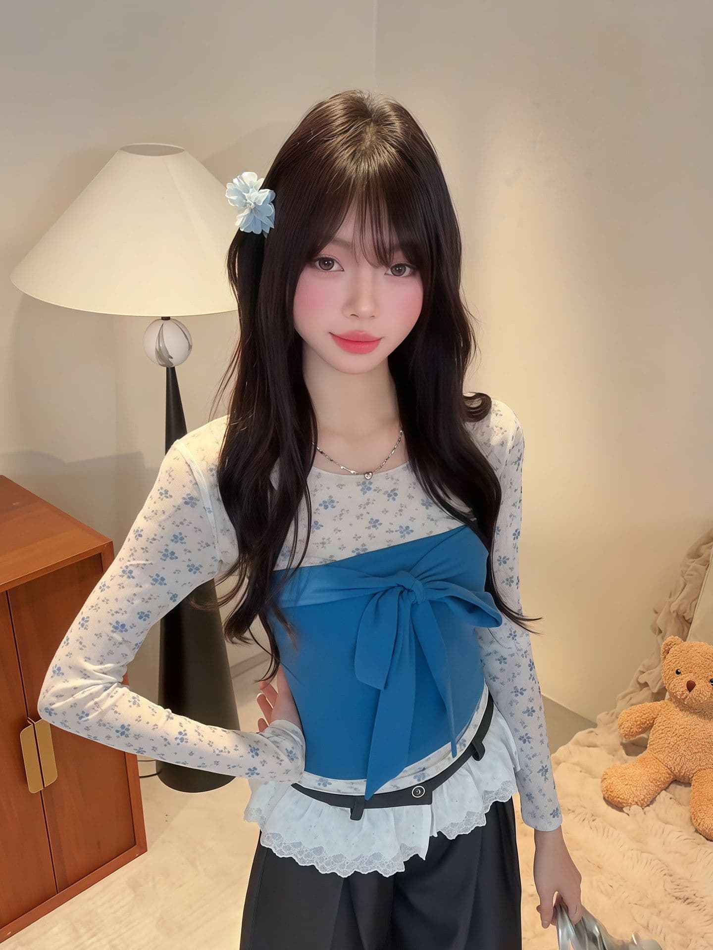 파란색 작은 꽃무늬 핫걸 바람 마이크로 ~을 통해 몸매 가꾸기 긴팔 티셔츠 여성 가을 스트랩 튜브탑 조끼 맨위 투피스 세트 상세 이미지 2