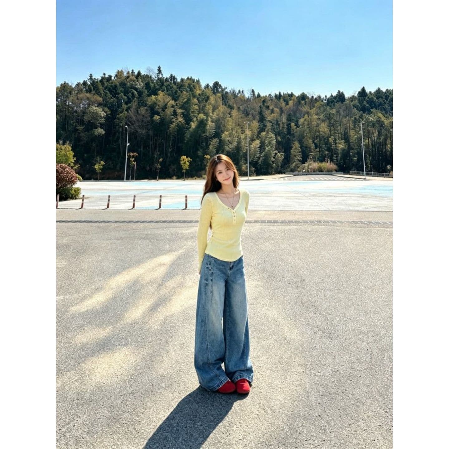 와 사고 방식 모달 260 그램 2026 가을 아메리칸 달콤한 매운맛 V넥 디자인 센스 작은 대중 긴팔 티셔츠 여성 상세 이미지 6