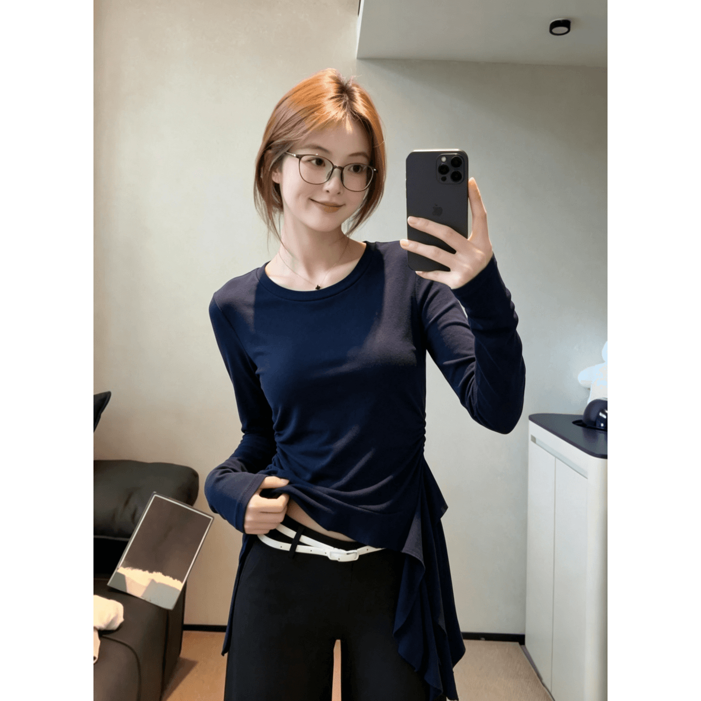 경관 그림 라이 우아한 210 그램 20 가을 핫걸 해군 라운드 넥 불규칙 밑단 디자인 센스 긴팔 티셔츠 여성 이미지 3
