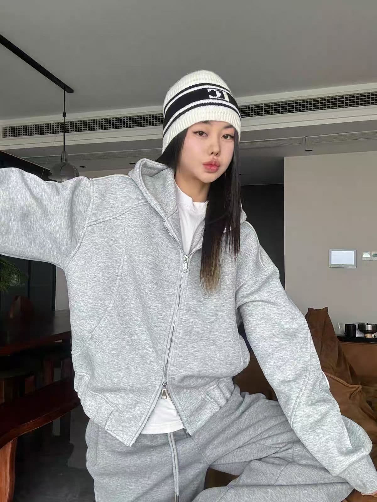 원본 원단 회색 후드 티 스웨터 짧은 여성 코트 봄 가을 디자인 센스 가을 착용 가져 가라. 한 첨부 된 의류 상세 이미지 4