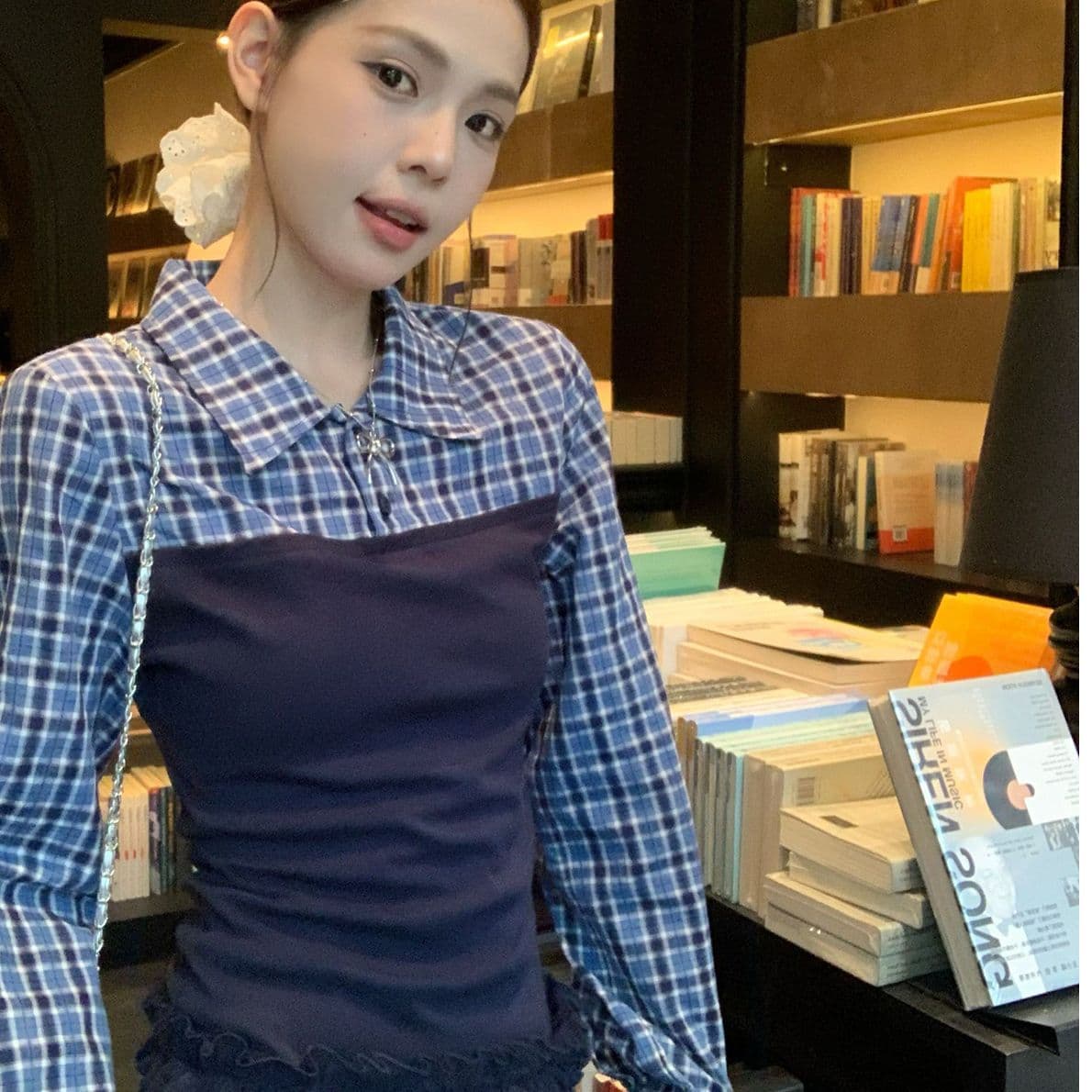 면 100% 체크무늬 레트로 학원 스타일 패치워크 페이크 레이어드 긴팔 티셔츠 여성 디자인 센스 몸매 가꾸기 슬림해 보이는 작은 대중 맨위 이미지 2