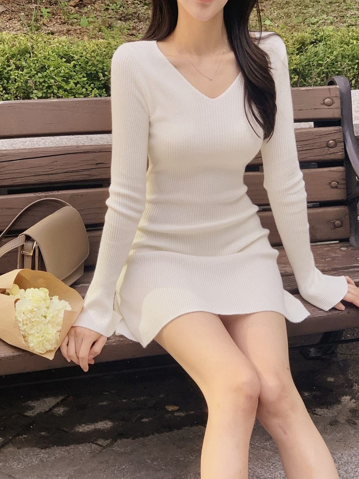 한국 동대문 신제품 여성 V넥 허리 수축 니트 단색 드레스 이미지 3