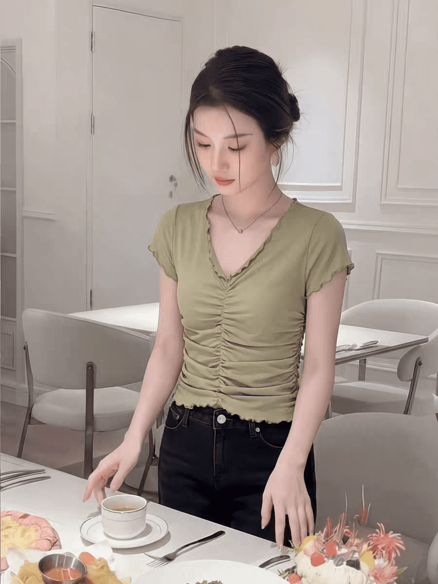 빛 요리 한 핫걸 바람 올리브 그린 주름 티셔츠 2026 여름 새로운 허리 수축 펌프 Pleat 디자인 센스 품격 맨위 이미지 3