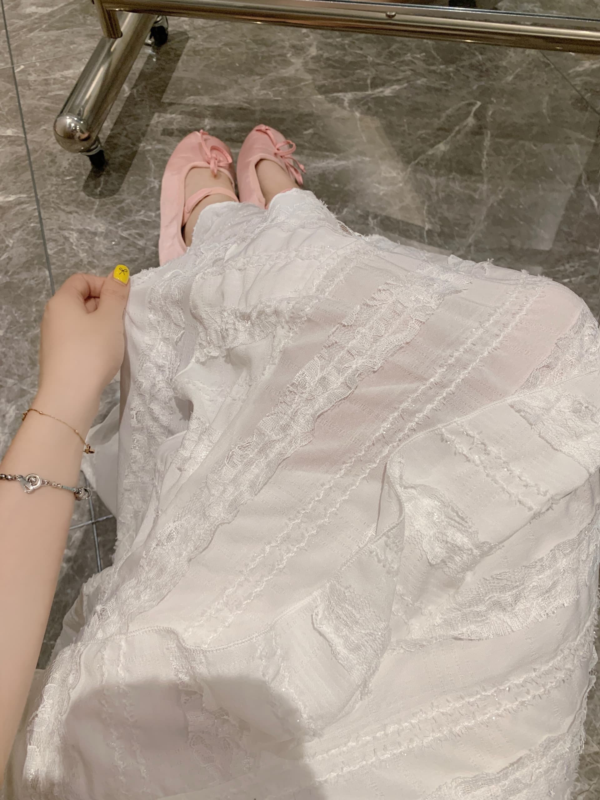 실사 빅 사이즈 여성 의류 고급 센스 불규칙 화이트 반신 스커트 레이스 조각 하이웨이스트 측면 트임 인어 꼬리 스커트 이미지 4