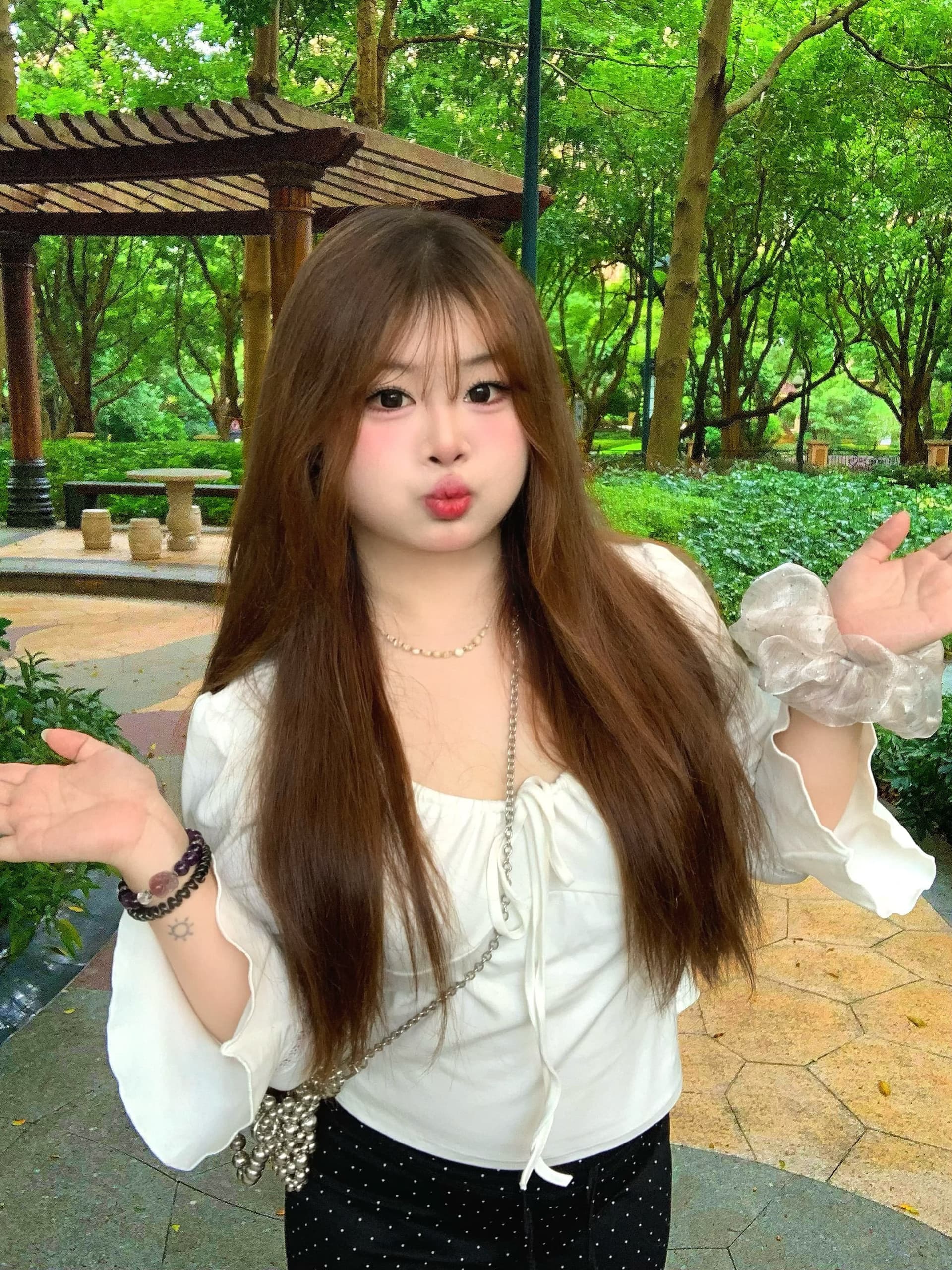 한 부서 분위기 센스 펌프 로프 광장 칼라 화이트 연꽃 잎 나팔 소매 레이스 레이스 슬림해 보이는 쇼트 스타일 만나는 작은 셔츠 상세 이미지 3