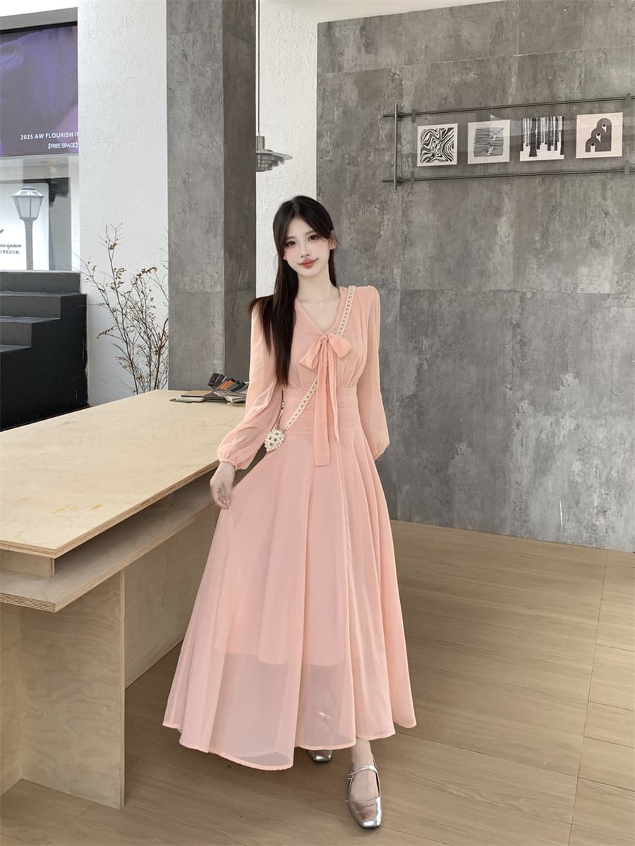 빅 사이즈 프랑스식 핑크색 부드러운 V넥 나비 넥타이 긴팔 드레스 2026 새로운 여성 의류 롱 스커트 상세 이미지 6