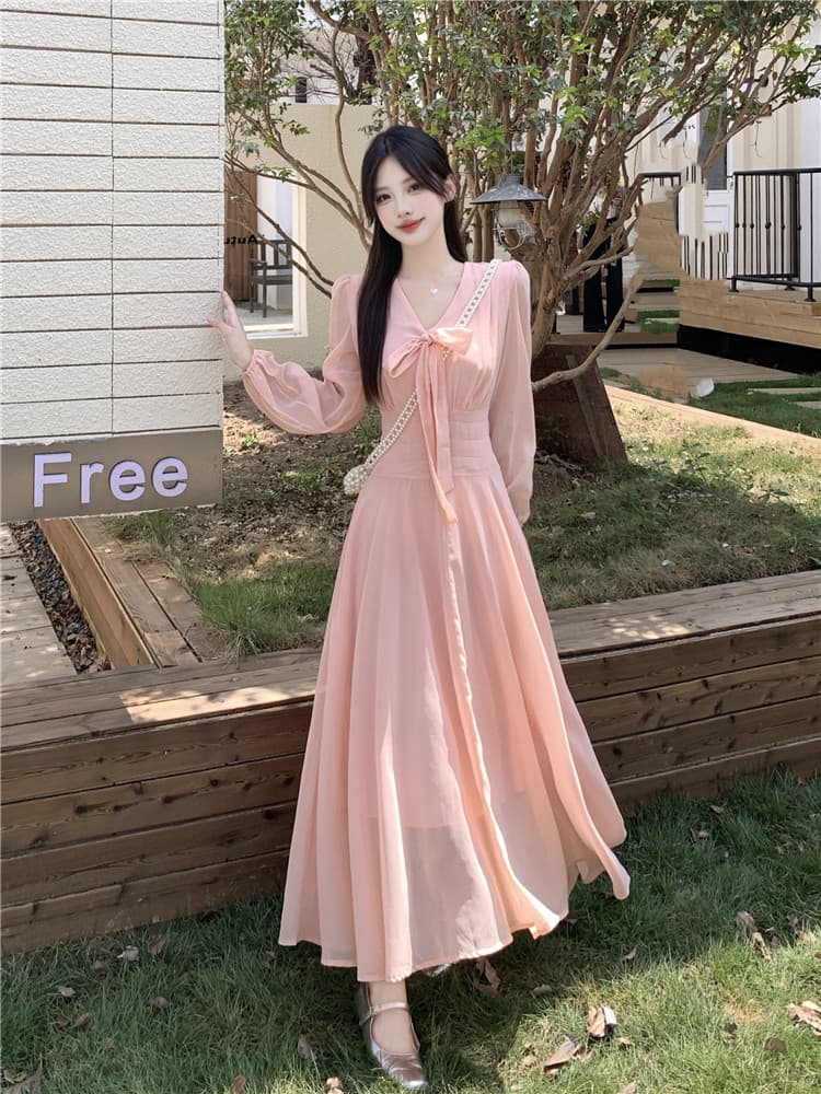 빅 사이즈 프랑스식 핑크색 부드러운 V넥 나비 넥타이 긴팔 드레스 2026 새로운 여성 의류 롱 스커트 이미지 2