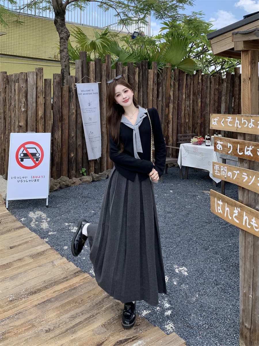 실사 빅 사이즈 여성 의류 지방 mm 페이크 레이어드 폴로 칼라 자수 맨위 플리츠 롱 스커트 투피스 세트 상세 이미지 4