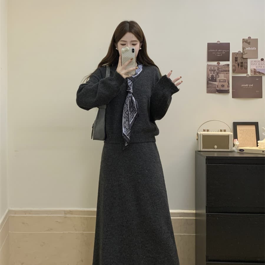 실사 빅 사이즈 슬림해 보이는 레트로 가을 겨울 롱 코트 캐주얼 미니멀리즘 바람 니트 스웨터 롱 스커트 패션 세트 이미지 5