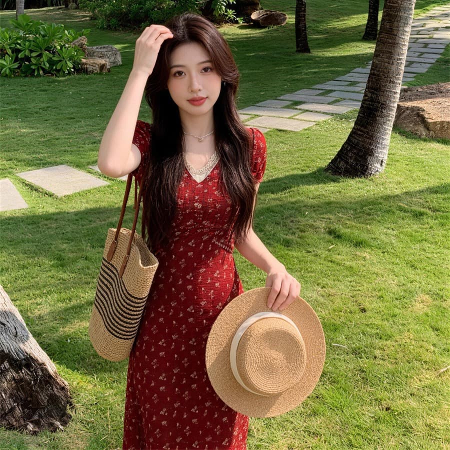 2026 빅 사이즈 한국 스타일 석류 치마 봄 여름 프랑스식 레트로 디자인 센스 V넥 반팔 꽃무늬 품격 드레스 이미지 6
