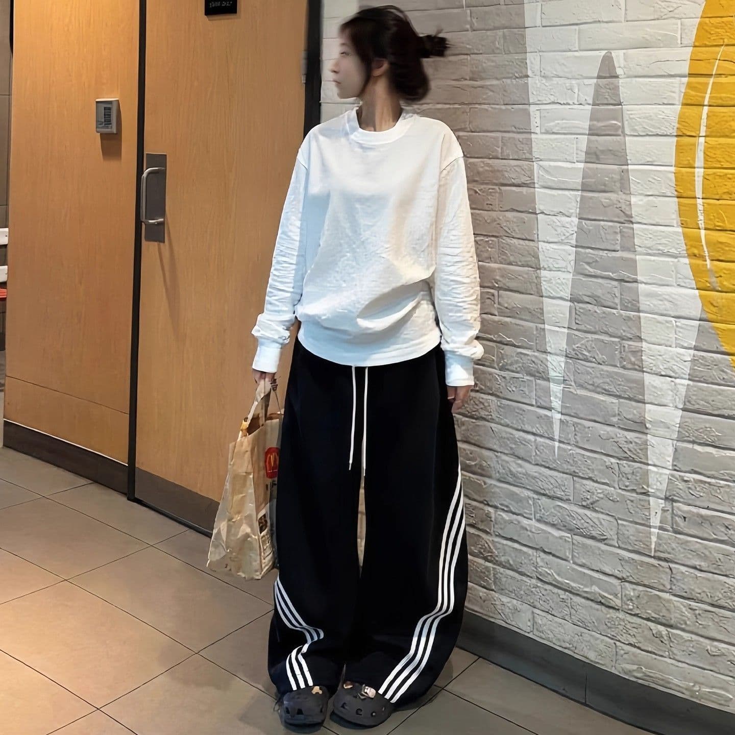있음 선적 한국 스타일 레트로 비스듬한 스트라이프 와이드 레깅스 바지 가을 새로운 바지 루즈핏 캐주얼 아메리칸 운동 바지 상세 이미지 22