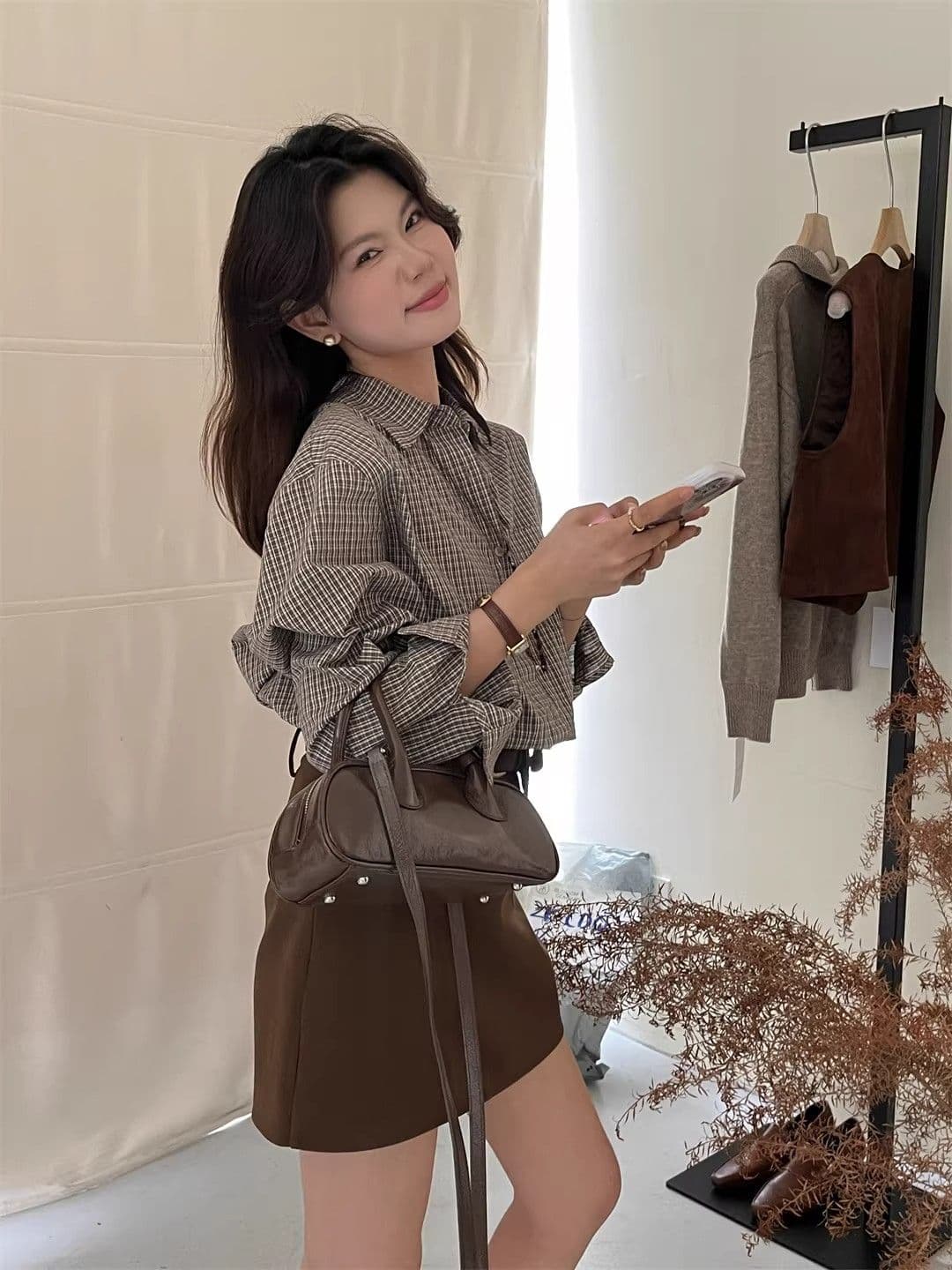 있음 선적 원본 새로운 디자인 센스 긴팔 체크무늬 셔츠 항구 바람 세련된 센스 루즈핏 POLO 칼라 맨위 여성 상세 이미지 5
