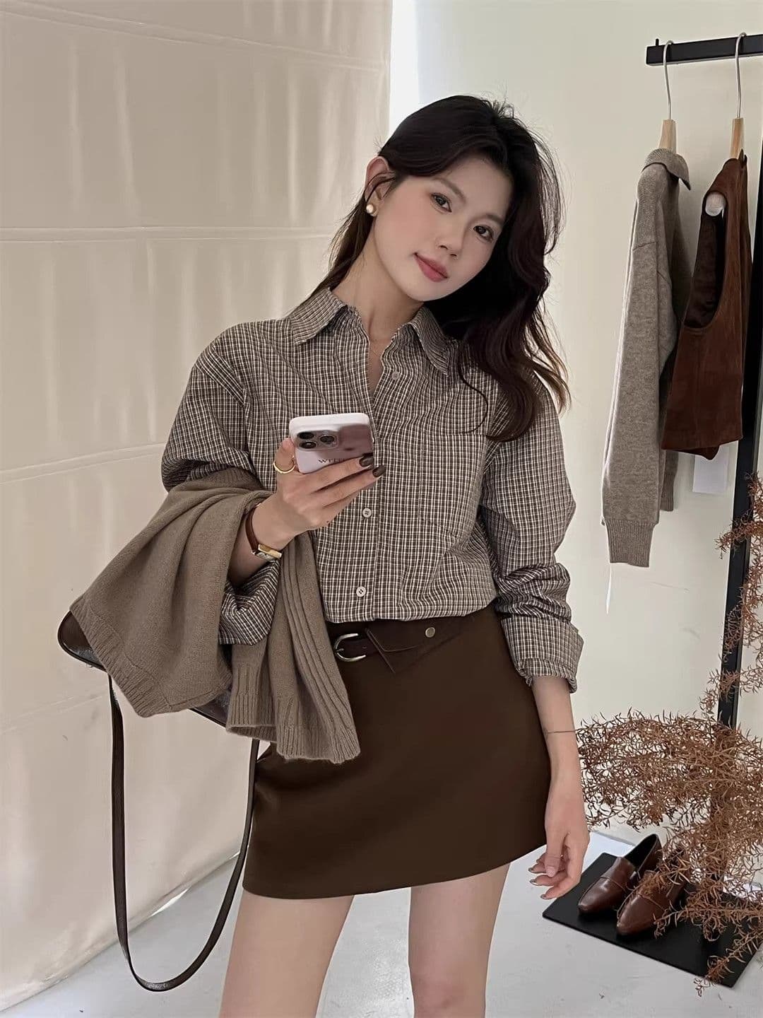있음 선적 원본 새로운 디자인 센스 긴팔 체크무늬 셔츠 항구 바람 세련된 센스 루즈핏 POLO 칼라 맨위 여성 상세 이미지 8