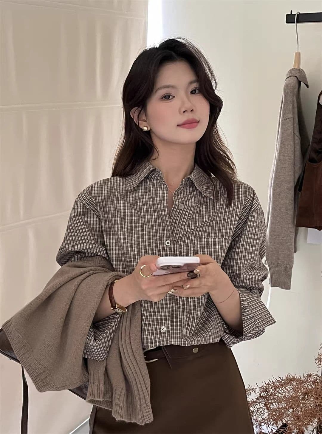 있음 선적 원본 새로운 디자인 센스 긴팔 체크무늬 셔츠 항구 바람 세련된 센스 루즈핏 POLO 칼라 맨위 여성 상세 이미지 10