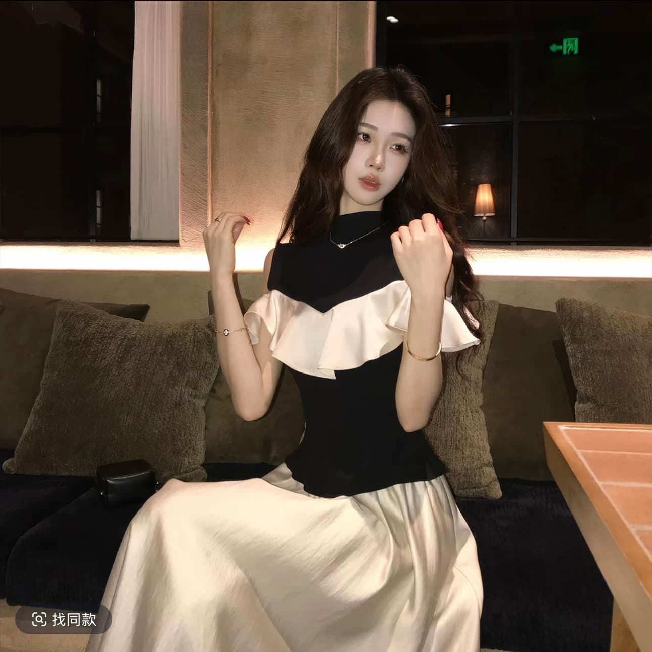 무쯔리 목자이 ~ 중 리 센스 배색 니트 싸움 연결 프릴 맨위 새틴 반신 스커트 여성 상세 이미지 3