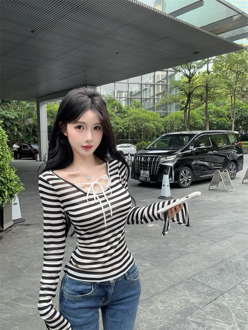 실사 디자인 센스 레이스 행침 목 배색 스트라이프 티셔츠 맨위 여성 상세 이미지 12