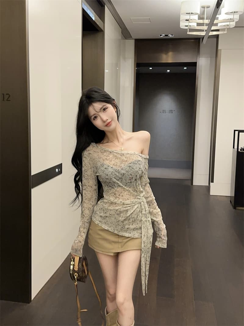 실사 디자인 센스 헤일로 염색 비스듬한 칼라 오프숄더 긴팔 스트랩 허리 수축 티셔츠 맨위 여성 상세 이미지 12