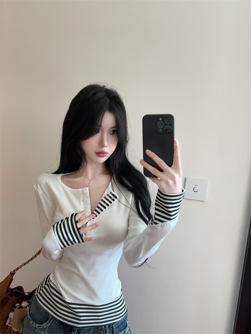 실사 스트라이프 배색 페이크 레이어드 털이 있고 두꺼운 순면 티셔츠 맨위 여성 상세 이미지 4